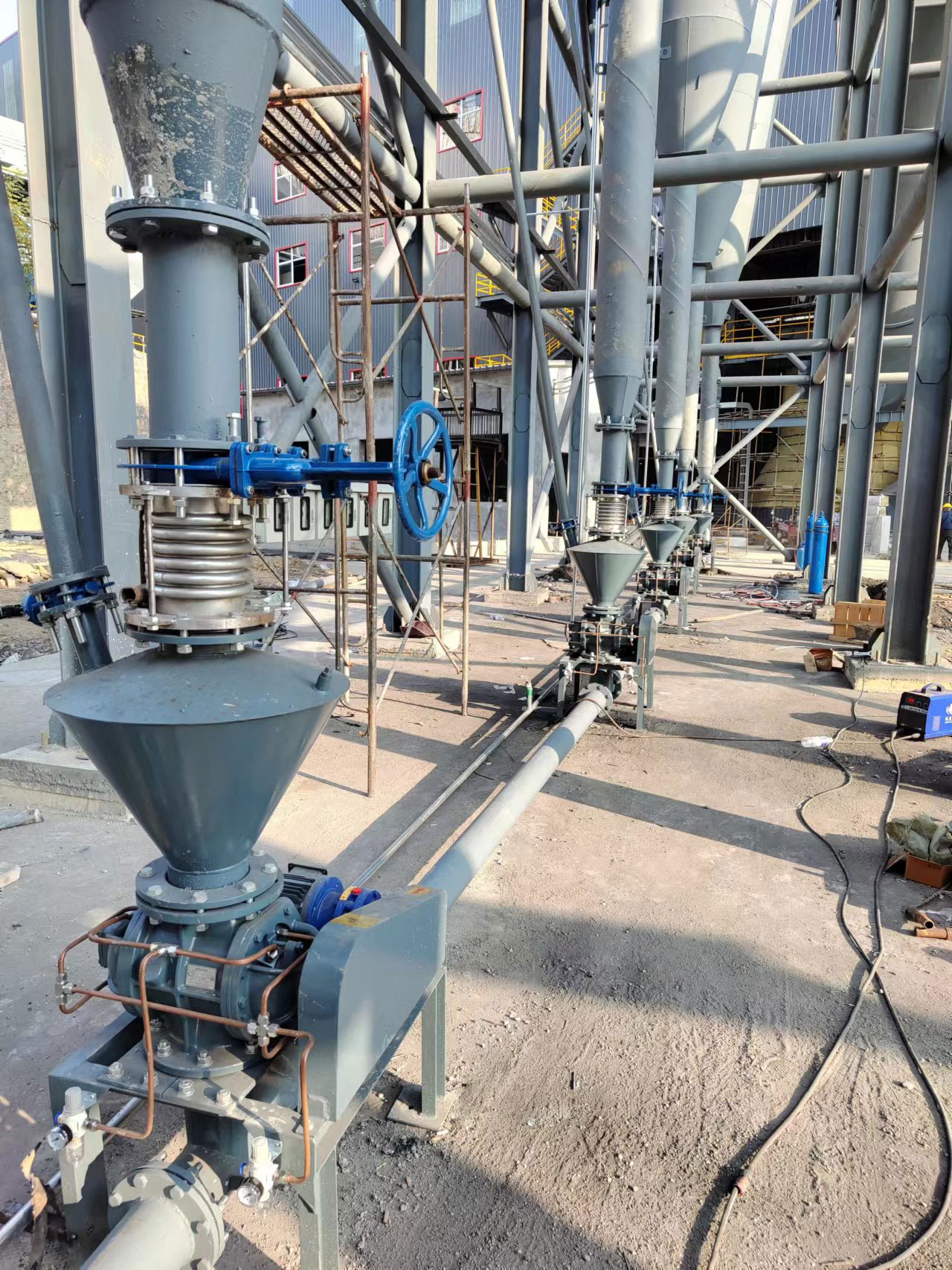 物料的形狀和重量對氣力輸送系統有影響嗎？